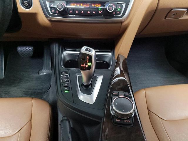 Photo of 2015 Blue BMW 328