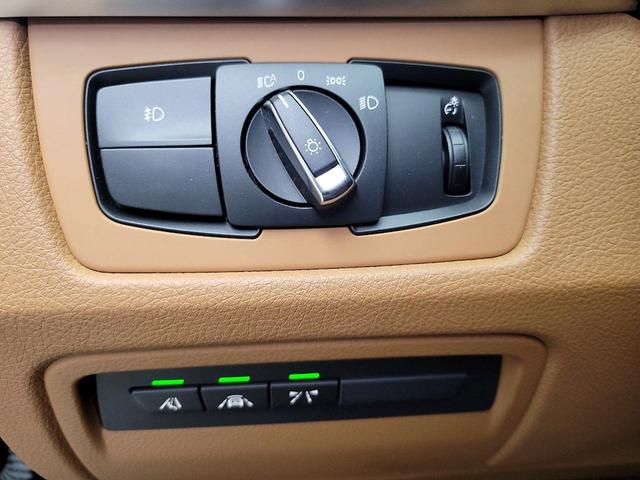 Photo of 2015 Blue BMW 328