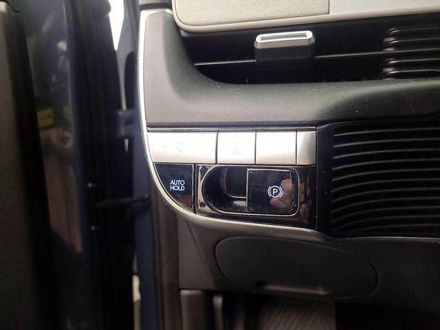 Photo of 2022 Blue Hyundai IONIQ 5