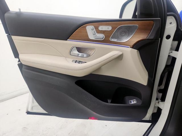 Photo of 2020 White Mercedes-Benz GLE 350