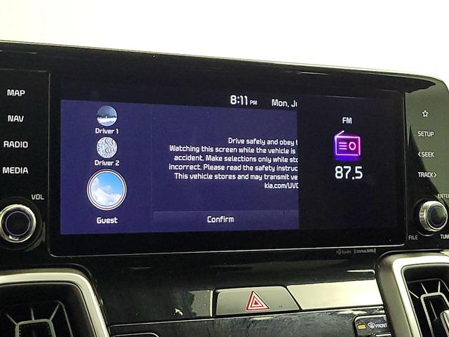 Photo of 2022 Gray Kia Sorento