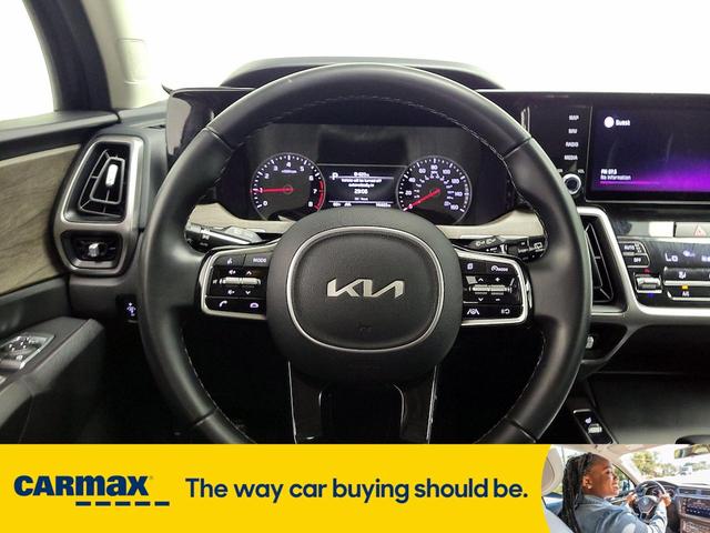Photo of 2022 Gray Kia Sorento