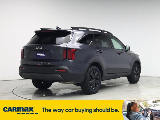 Photo of 2022 Gray Kia Sorento