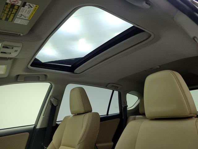 Photo of 2015 Brown Toyota RAV4