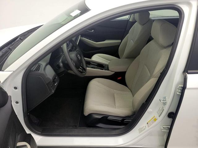 Photo of 2024 White Honda Accord