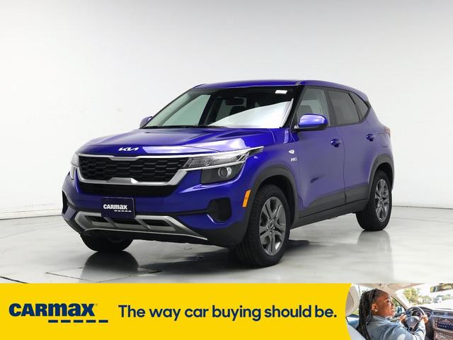 Photo of 2022 Blue Kia Seltos