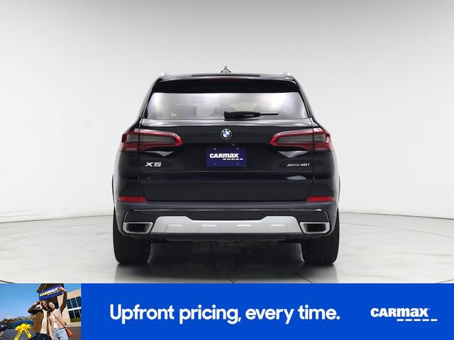 Photo of 2019 Black BMW X5