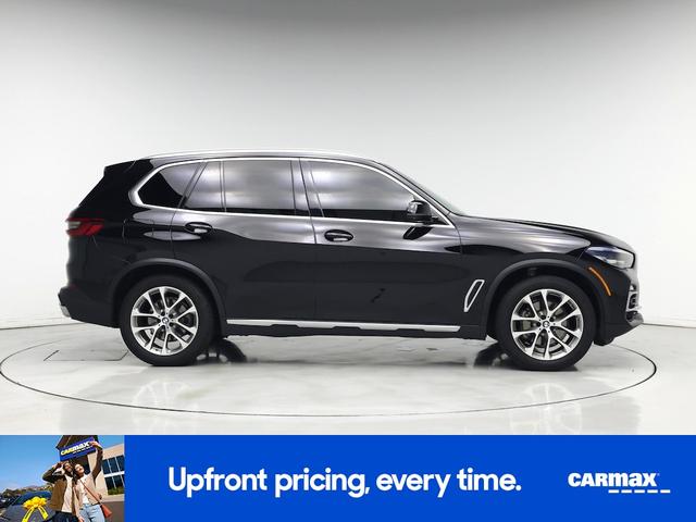 Photo of 2019 Black BMW X5