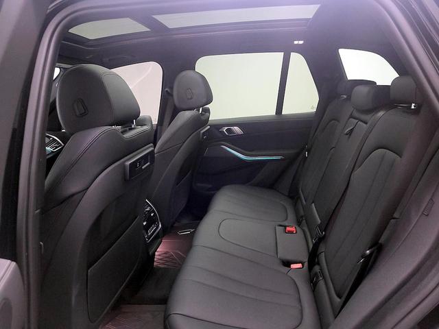 Photo of 2019 Black BMW X5
