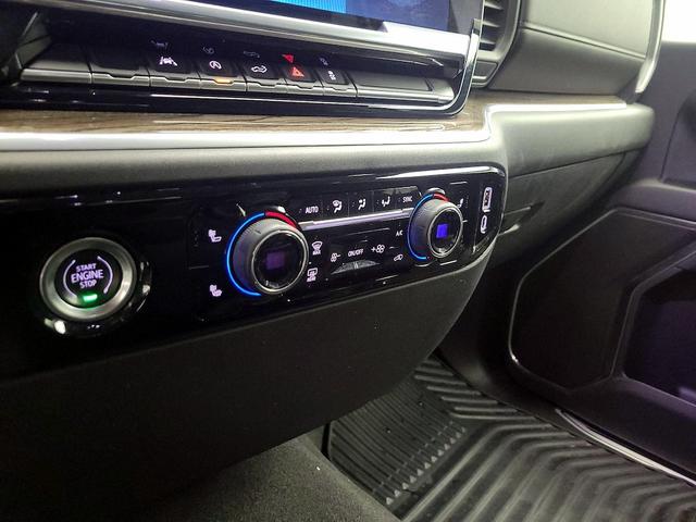Photo of 2022 Blue Chevrolet Silverado 1500