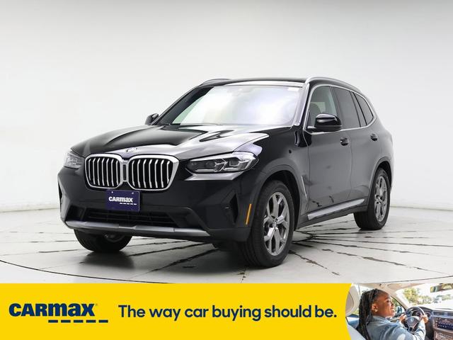 Photo of 2022 Black BMW X3