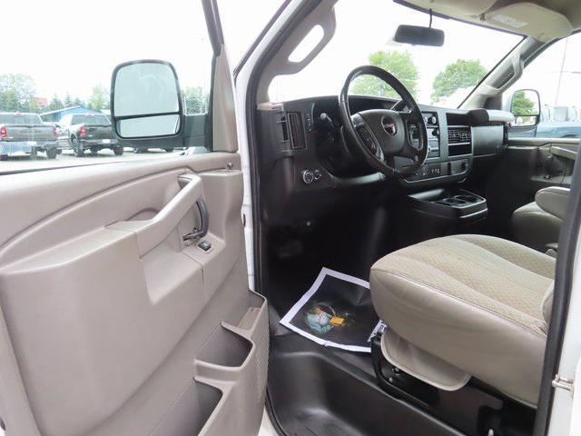 Photo of 2022 Summit White GMC Savana 2500