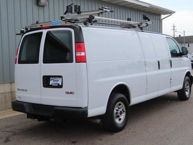 Photo of 2022 Summit White GMC Savana 2500