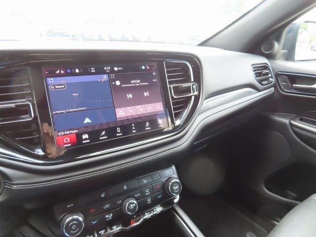 Photo of 2021 DB Black Crystal Clearcoat Dodge Durango