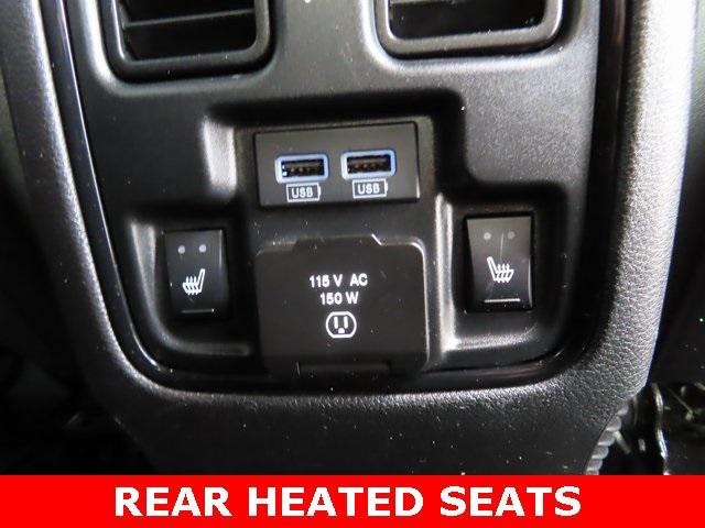 Photo of 2021 DB Black Crystal Clearcoat Dodge Durango