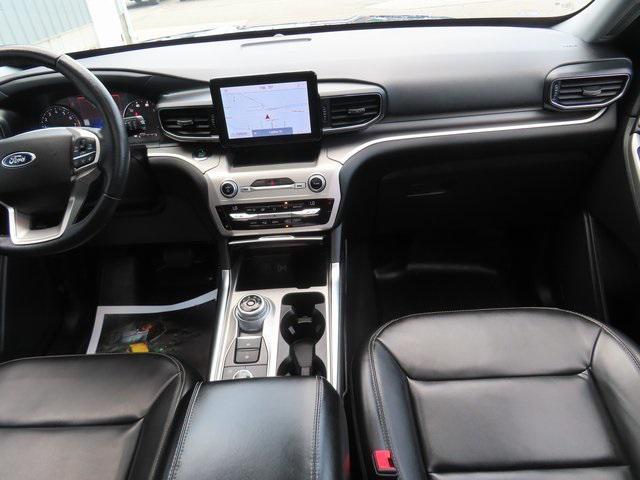 Photo of 2021 Blue Ford Explorer