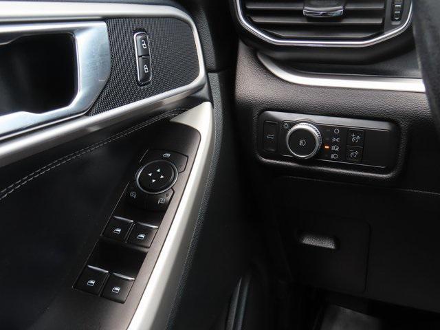 Photo of 2021 Blue Ford Explorer