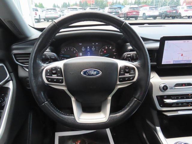 Photo of 2021 Blue Ford Explorer