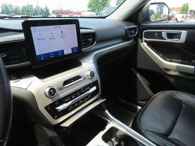 Photo of 2021 Blue Ford Explorer