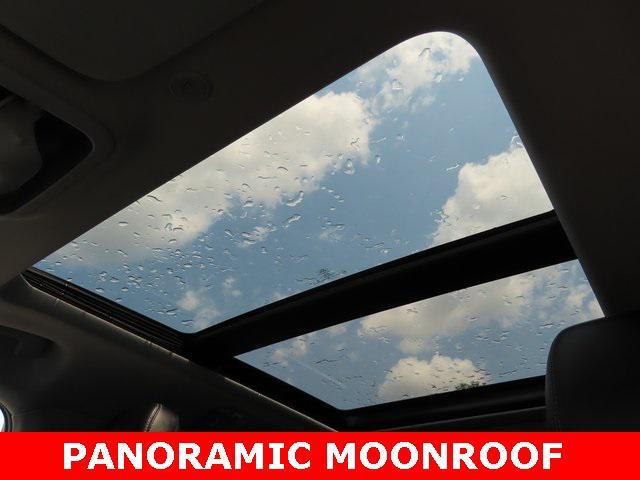 Photo of 2021 Blue Ford Explorer