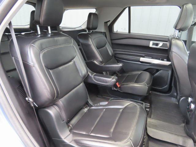 Photo of 2021 Blue Ford Explorer