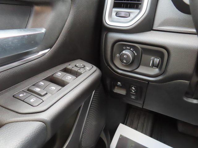 Photo of 2026 Bright White Clearcoat RAM 1500