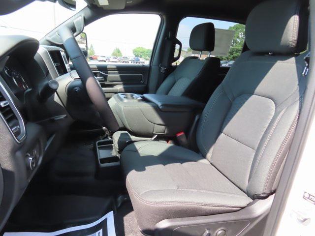 Photo of 2026 Bright White Clearcoat RAM 1500
