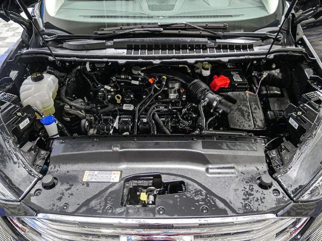 Photo of 2024 Black Metallic Ford Edge
