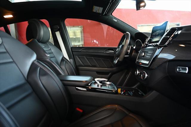 Photo of 2019 Black Mercedes-Benz AMG GLE 63