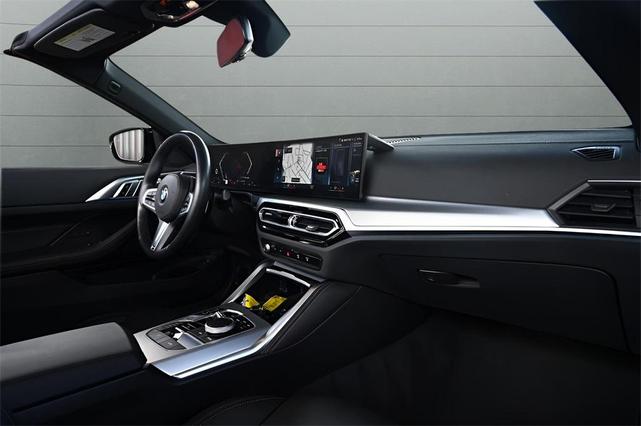 Photo of 2024 Black Sapphire Metallic BMW M440