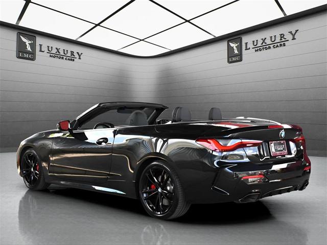 Photo of 2024 Black Sapphire Metallic BMW M440
