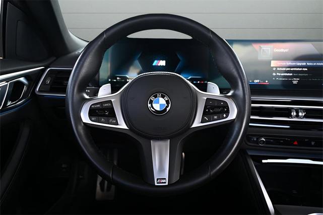 Photo of 2024 Black Sapphire Metallic BMW M440