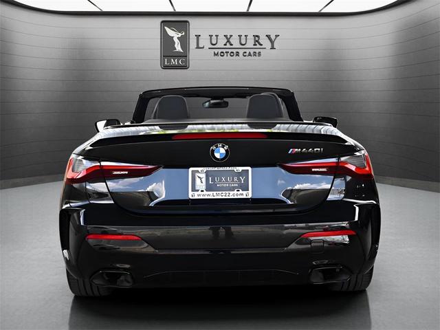 Photo of 2024 Black Sapphire Metallic BMW M440