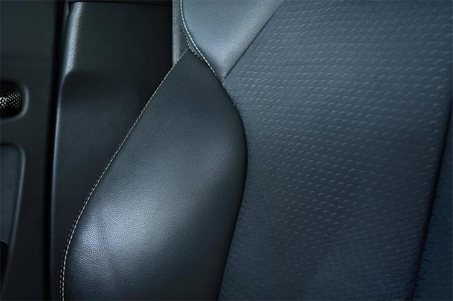 Photo of 2022 Glacier White Metallic Audi SQ5