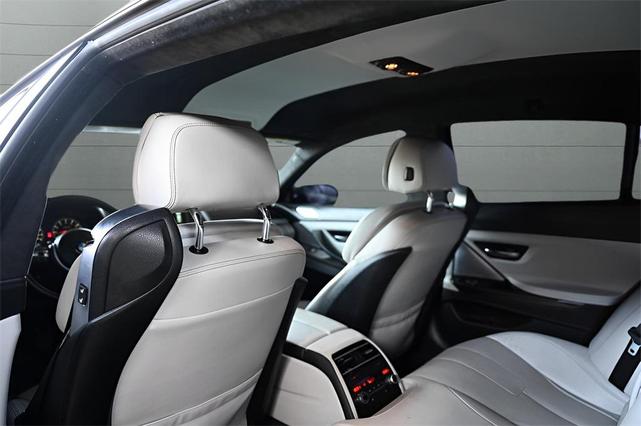 Photo of 2015 Singapore Gray Metallic BMW M6