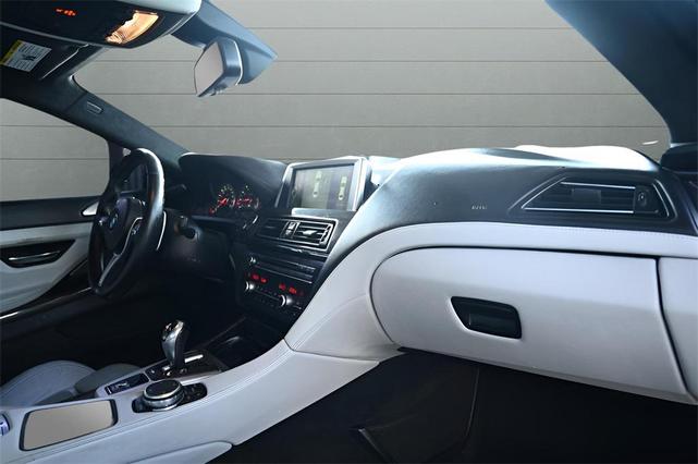 Photo of 2015 Singapore Gray Metallic BMW M6