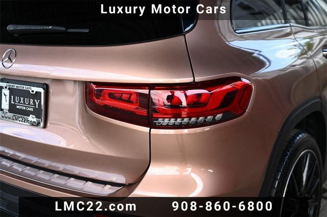 Photo of 2021 Rose Gold Metallic Mercedes-Benz GLB 250