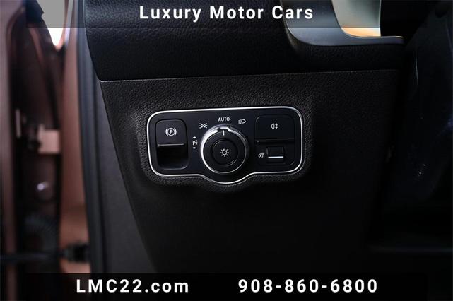 Photo of 2021 Rose Gold Metallic Mercedes-Benz GLB 250