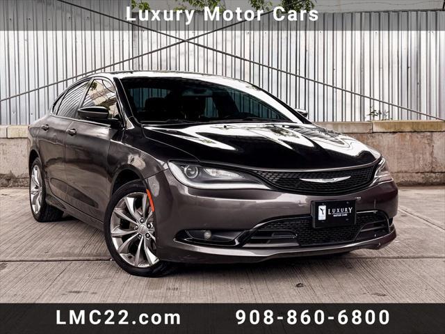 2016 Chrysler 200