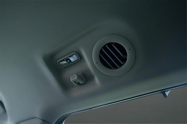 Photo of 2023 Carbonized Gray Metallic Ford Explorer