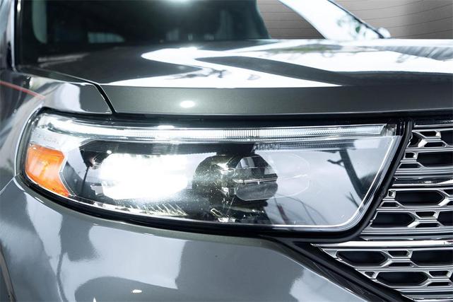 Photo of 2023 Carbonized Gray Metallic Ford Explorer