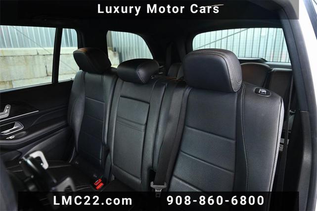Photo of 2021 Polar White Mercedes-Benz GLS 450