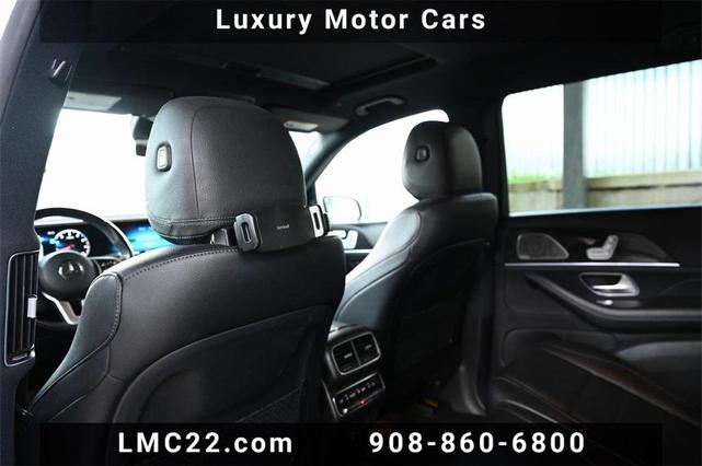 Photo of 2021 Polar White Mercedes-Benz GLS 450
