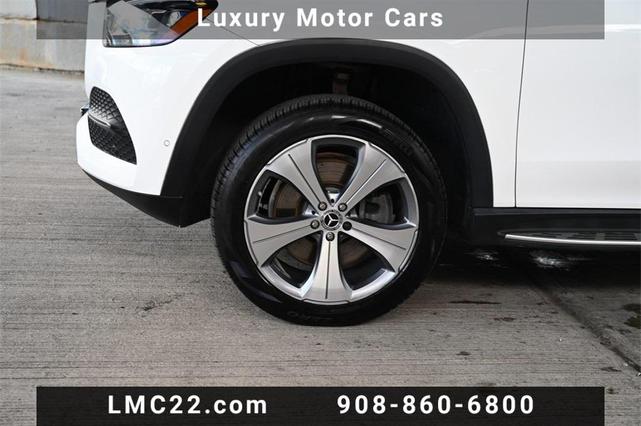 Photo of 2021 Polar White Mercedes-Benz GLS 450