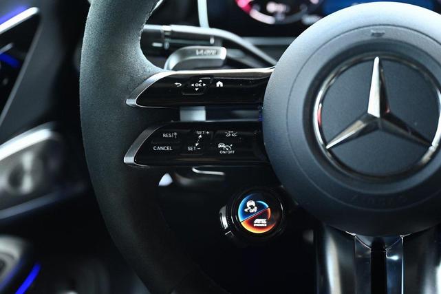 Photo of 2025 Obsidian Black Metallic Mercedes-Benz AMG CLE 53
