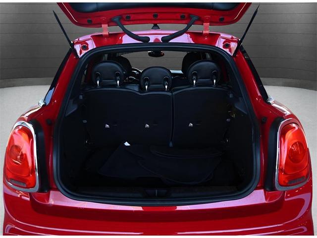 Photo of 2018 Chili Red MINI Hardtop