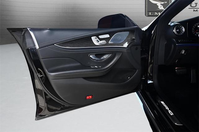 Photo of 2019 Obsidian Black Metallic Mercedes-Benz AMG GT 63