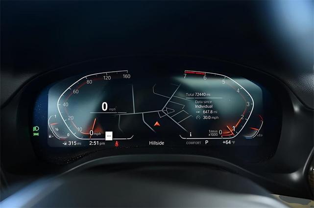 Photo of 2022 Alpine White BMW X4