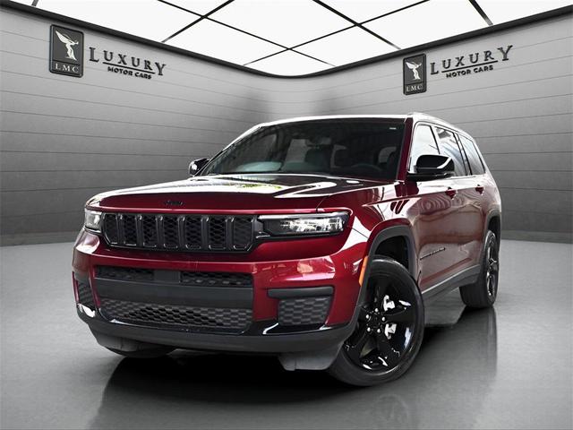 Photo of 2023 Velvet Red Pearlcoat Jeep Grand Cherokee L