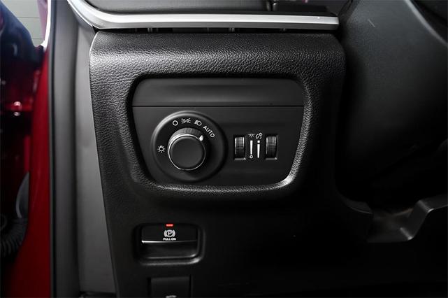 Photo of 2023 Velvet Red Pearlcoat Jeep Grand Cherokee L